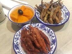 鸭舌头-兔爸私家小厨(新北万达店)