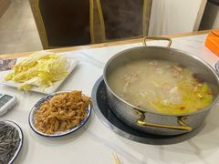 -朴小妹人参鸡汤火锅(长白山万达店)