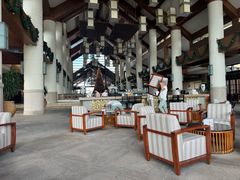 -亚龙湾喜来登·美景台大堂吧