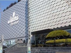 -Galleria百货店名品馆