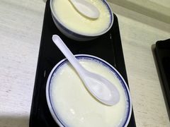 冻双皮奶-百花传统甜品店(原址店)