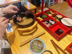 -勺子米线·云南传统小吃市集(四方街店)