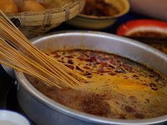 传统锅底-马路边边串串香(双井直营店)