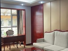 -兴芮温泉度假区