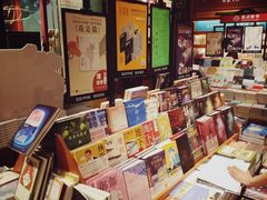 -西西弗书店&矢量咖啡(凯德晶萃广场店)