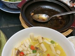 -新天明砂锅鱼头煲