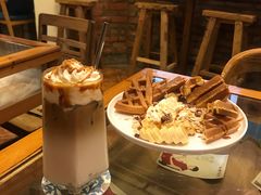 香蕉脆果仁华夫饼-西关84·History·Art·Cafe