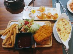 -刀叉遇上筷子中西融合餐厅(和平店)