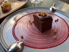 -LES ELITES 英集荟(南京西路店)