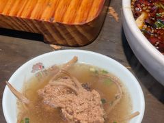 -老灶房-四川土菜(铁牛广场店)