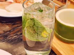 -东方红海鲜百汇(国际大厦店)