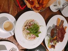 蜜桃乌龙热茶-灵意咖啡·西班牙美食(汕头金平万达广场店)