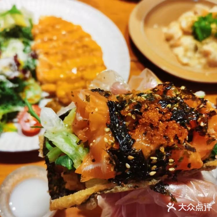 在沈阳，吃到了好吃的创意料理


料理门口排