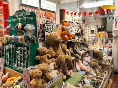 -猫的天空之城概念书店(杭州南宋御街店)