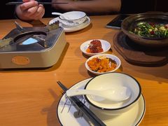 -帅巴人舅母子腊蹄民俗村