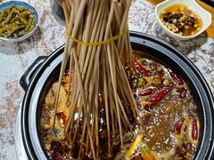 -唐记煌大坨卤牛肉串串(瑞南街店)