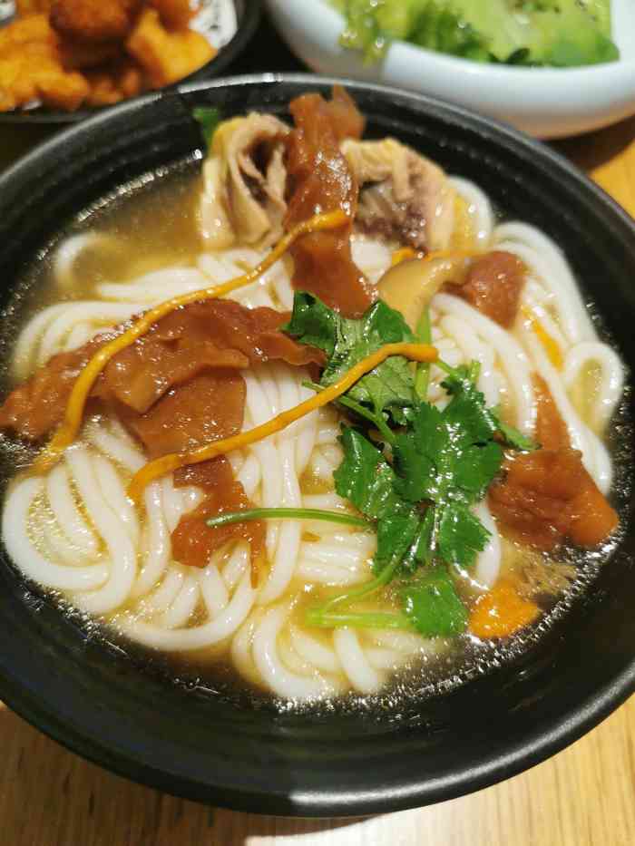 云味馆米线(南城印象汇店)-"菌汤肥牛鲜甜美味!