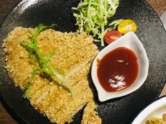 -青叶202都市餐厅(迪诺水镇店)