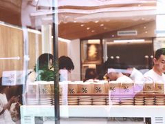 面包甜点陈列柜-% Arabica阿拉比卡咖啡(武康路店)