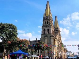 在墨西哥瓜达拉哈拉赶上一场印第安风俗的万圣节