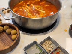 -喃喃椰·糟粕醋·椰子鸡火锅(七堡花园店)