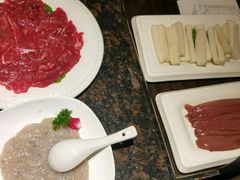 -小天鹅火锅·一线江景洪鼎旗舰店(洪崖洞店)