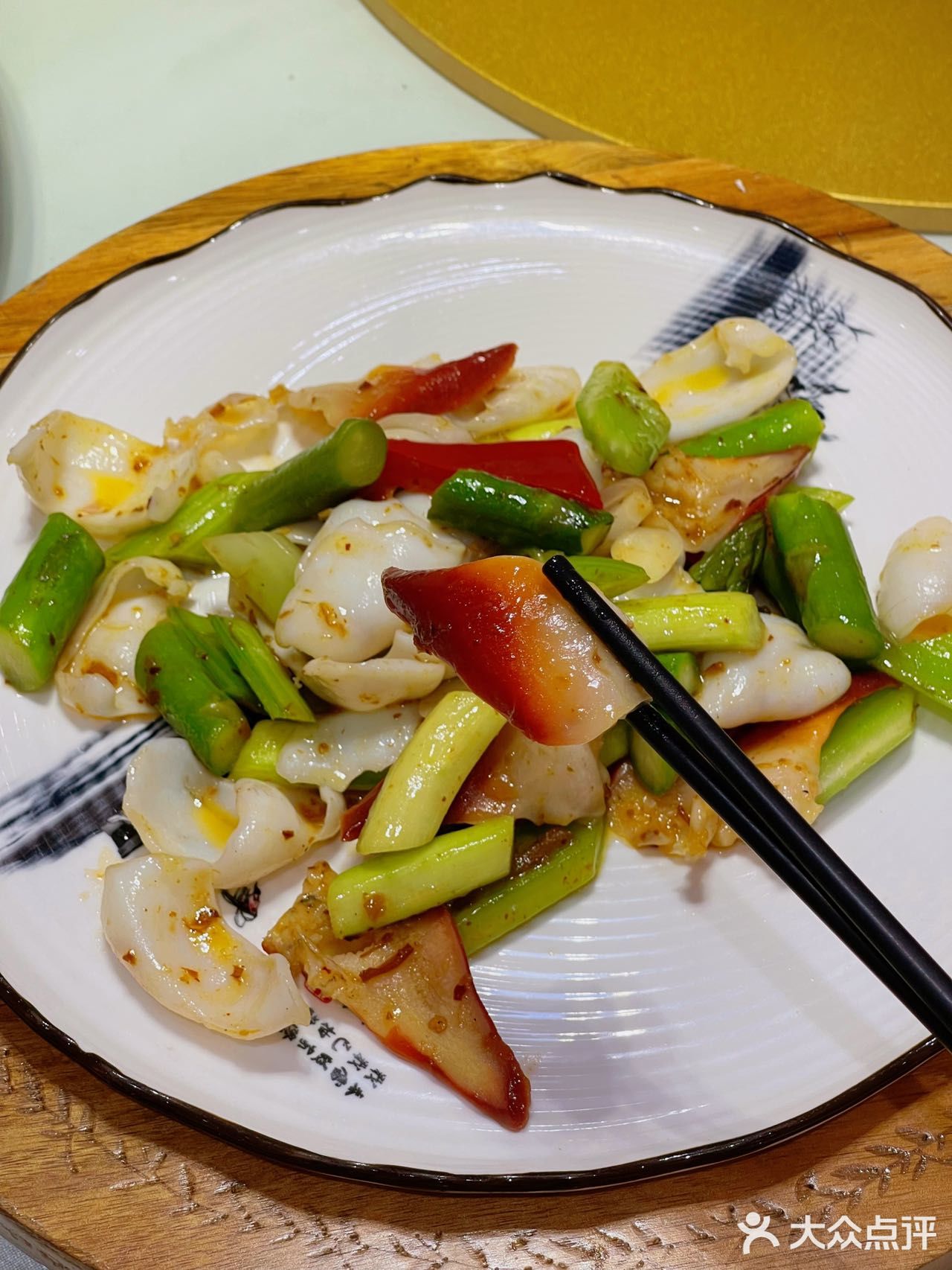 这家私房菜我也不想来啊……可是真的很好吃