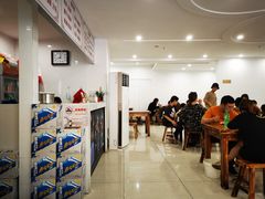 大堂-何记酿皮店(西流湾店)