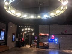 -CGV影城(滨江天街IMAX店)