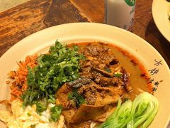 -方铲铲·成都板凳面(滨江银泰店)