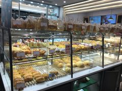 面包甜点陈列柜-BreadTalk面包新语·烘焙蛋糕(海岸城店)