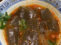-蓝田九大碗民俗食府(蓝田店)