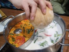 -樾餐厅泰式海鲜火锅(民歌湖店)
