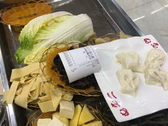 -屯老二农家铁锅炖·行业领军者(梅江店)