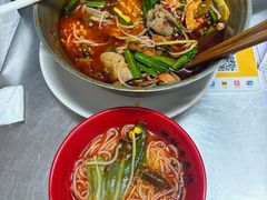 -铁锅哥米线