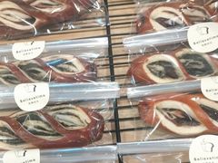 -焙丽拾光(麦凯乐直营店)