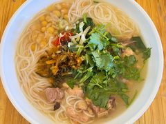 -文山荷鲜居(翠湖店)