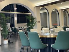 -何适山庄 ·可团建(水长城P2停车场店)