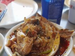 -忘情水鱼头·鲜鱼火锅(滨江中路店)