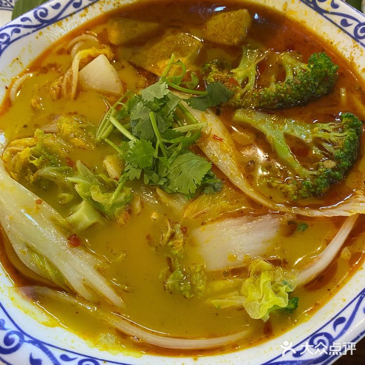 很推荐！「鲜熟牛肉粉PHO」忘了是不是这个粉