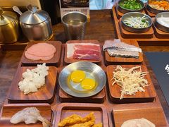 -银米·云南传统过桥米线(双廊黑金冠店)