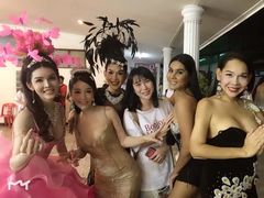 -金东尼人妖秀