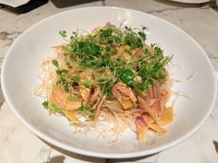 芋丝冰皮手撕鸡-潮州府·潮菜·砂锅粥(徐家汇店)