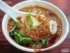 大肠红面线近看看！-台湾清大夜市