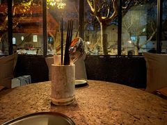 露天位-毛辣果·酸