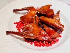红胡椒脆皮乳鸽-正店·现代江浙菜(南京德基店)