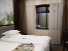 -聚春园自助餐厅(东街口店)