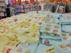 -沃尔玛购物广场(贵铁新苑小区店)