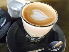 -UNI UNI(环亚凯瑟琳店)