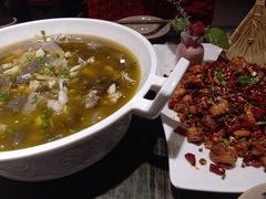 酸菜牛蛙-庆合府重庆大排档(紫都城店)